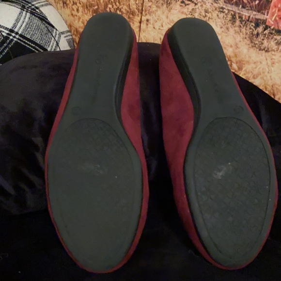 Daisy Fuentes maroon ballet flats - Picture 3 of 6